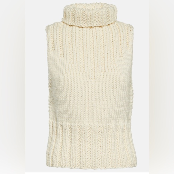 Toteme Sweaters - NWT TOTEME Turtleneck Hand Knitted Wool Top Buttercream Size Large